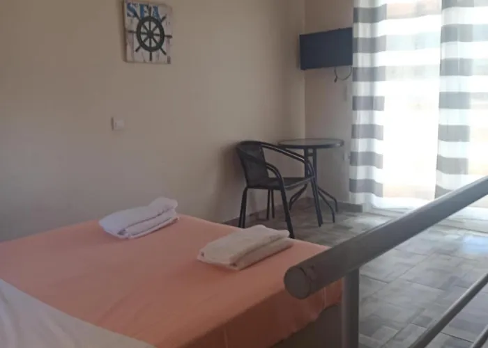 Emilia * Leptokarya (Pieria)